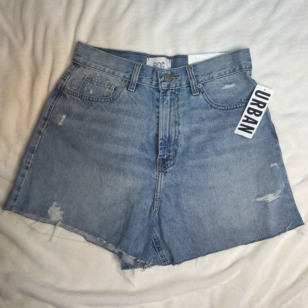 Brand New Urban Jean Shorts
Urban Outfitters A-line Jean shorts